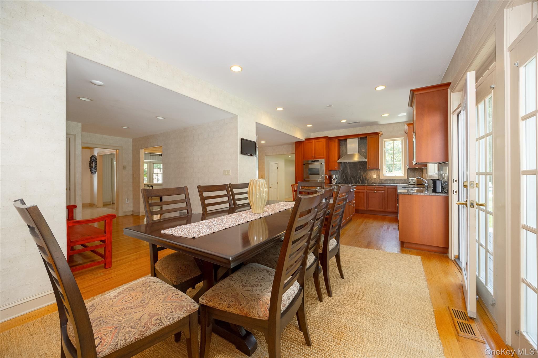 Single Family Innsbruck Boulevard Dutchess County, NY 12533, MLS-1049867-15