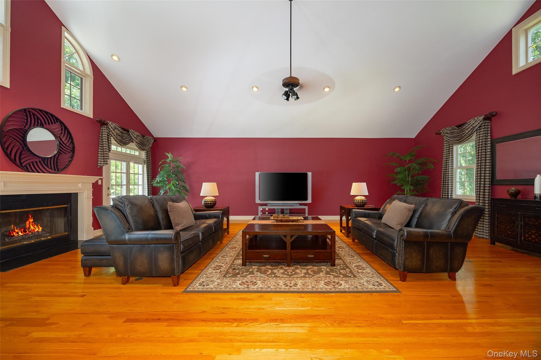 Single Family Innsbruck Boulevard Dutchess County, NY 12533, MLS-1049867-18