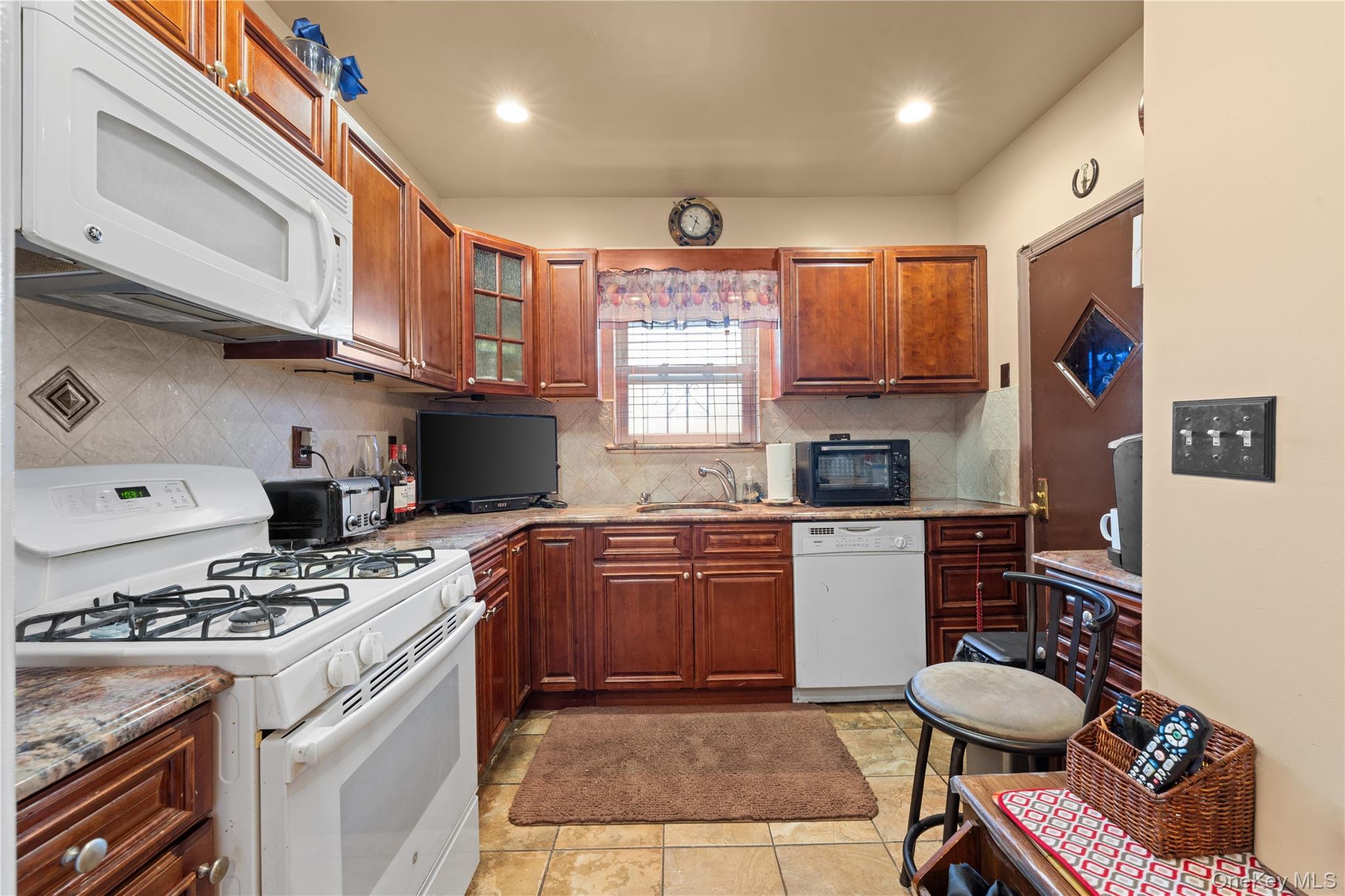 Single Family 228th Street  Queens, NY 11413, MLS-1049870-14