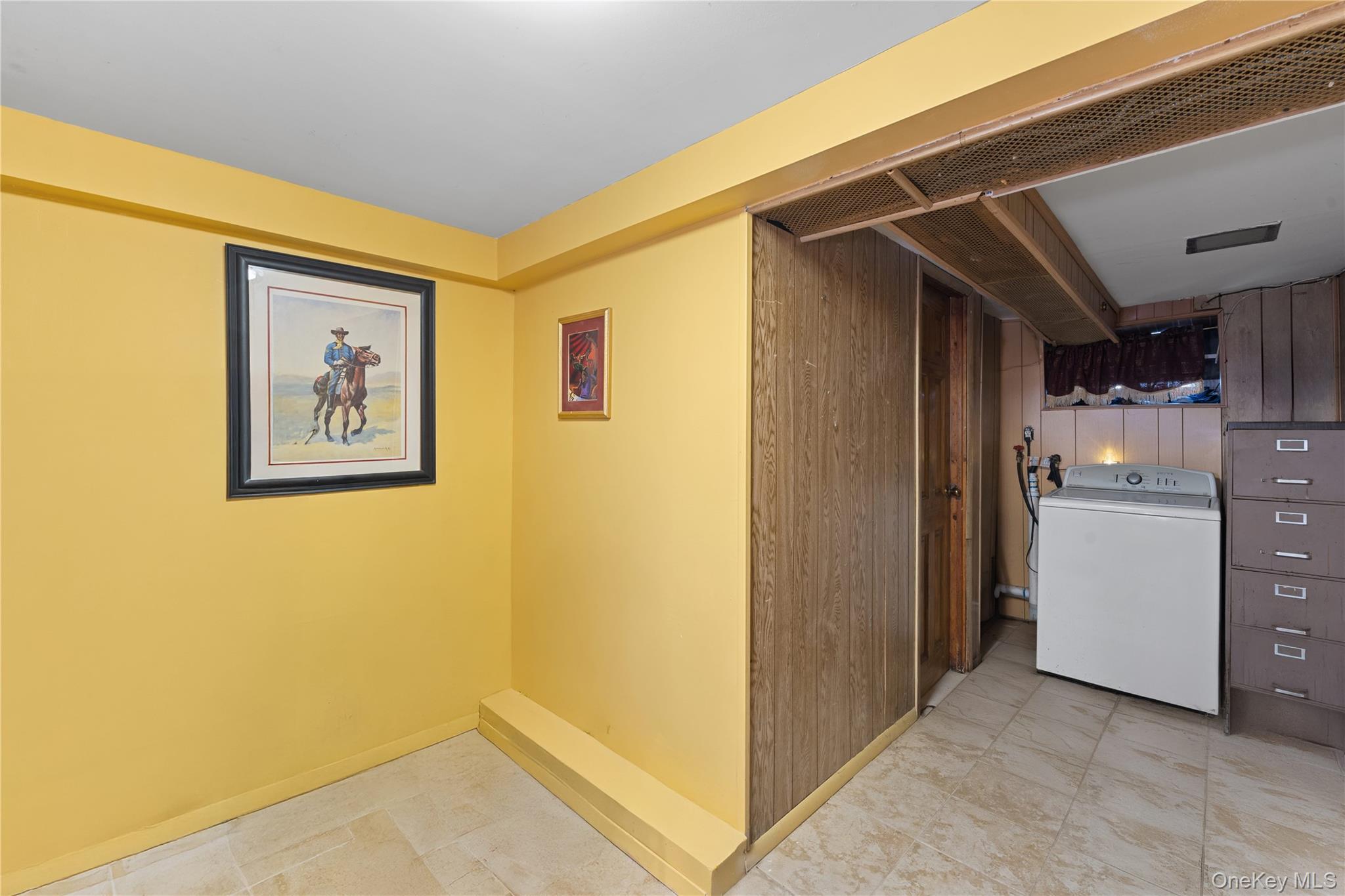 Single Family 228th Street  Queens, NY 11413, MLS-1049870-27