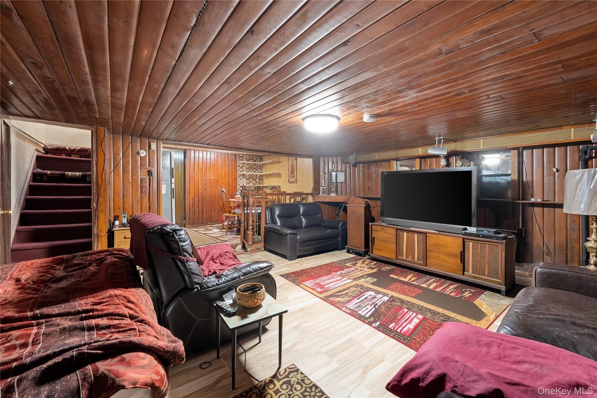 Single Family 228th Street  Queens, NY 11413, MLS-1049870-32