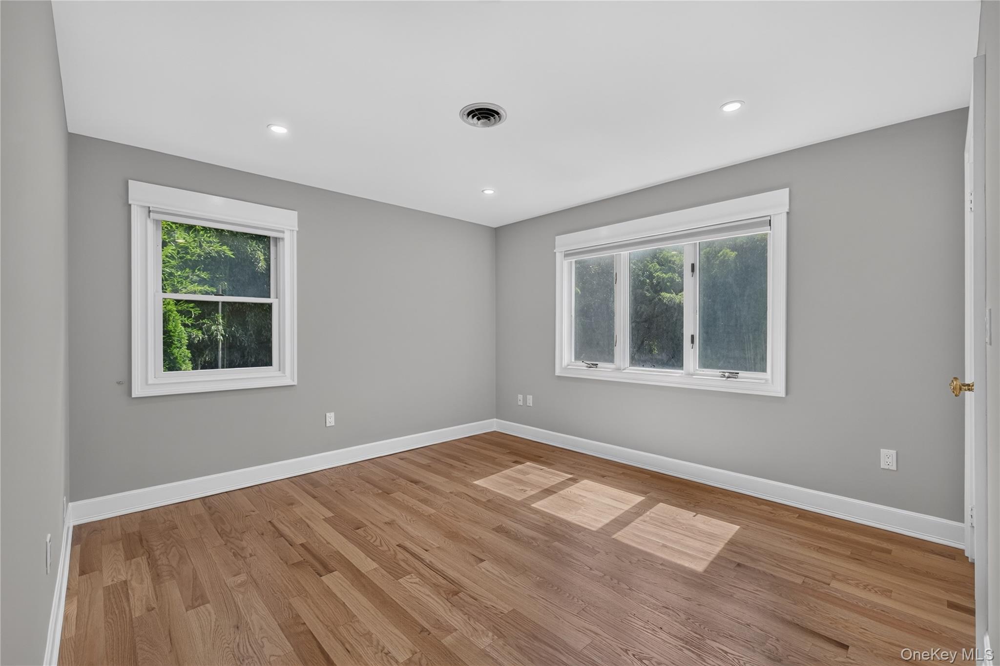 Single Family Centershore Road S  Suffolk County, NY 11721, MLS-1049872-15