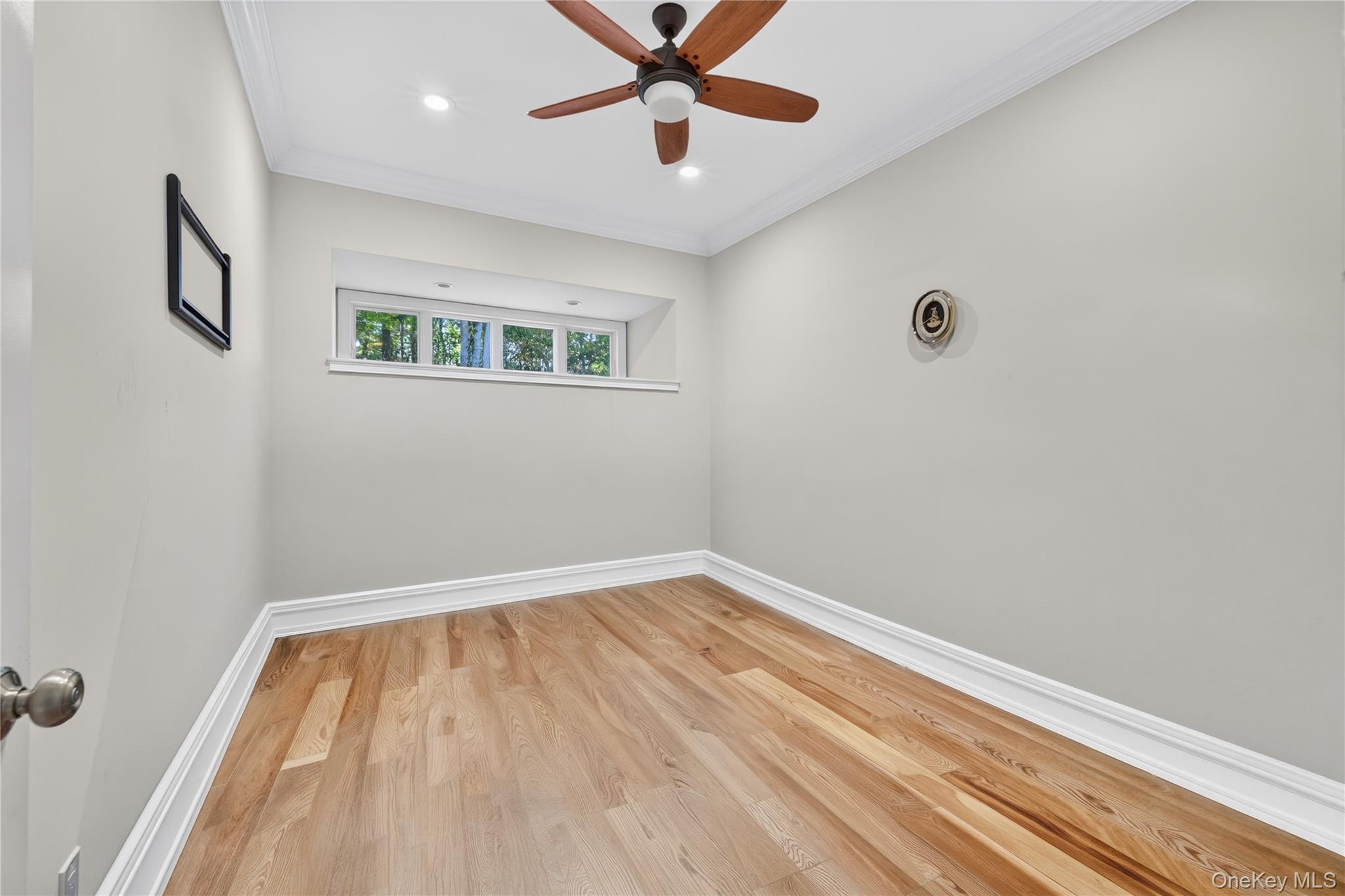 Single Family Centershore Road S  Suffolk County, NY 11721, MLS-1049872-30