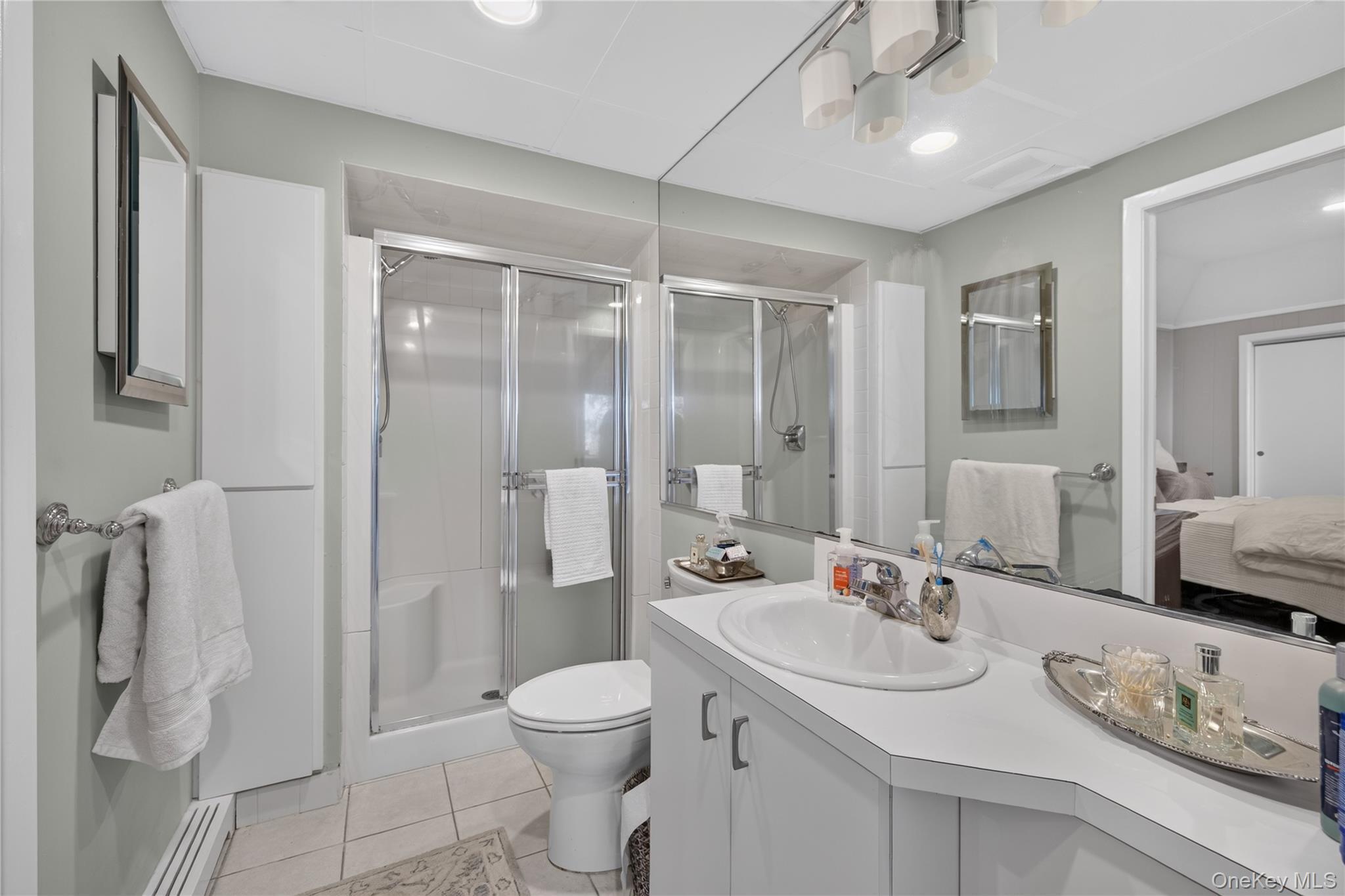 Single Family Centershore Road S  Suffolk County, NY 11721, MLS-1049872-35