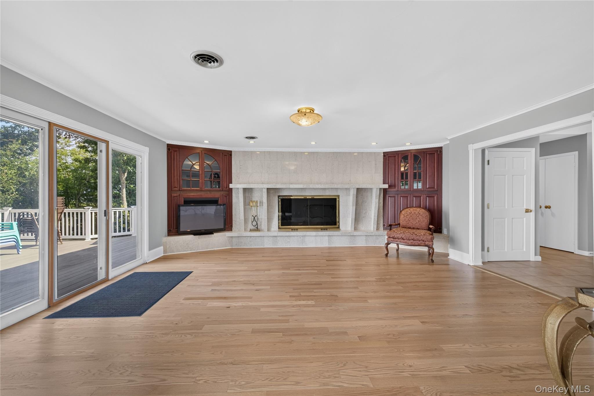 Single Family Centershore Road S  Suffolk County, NY 11721, MLS-1049872-6