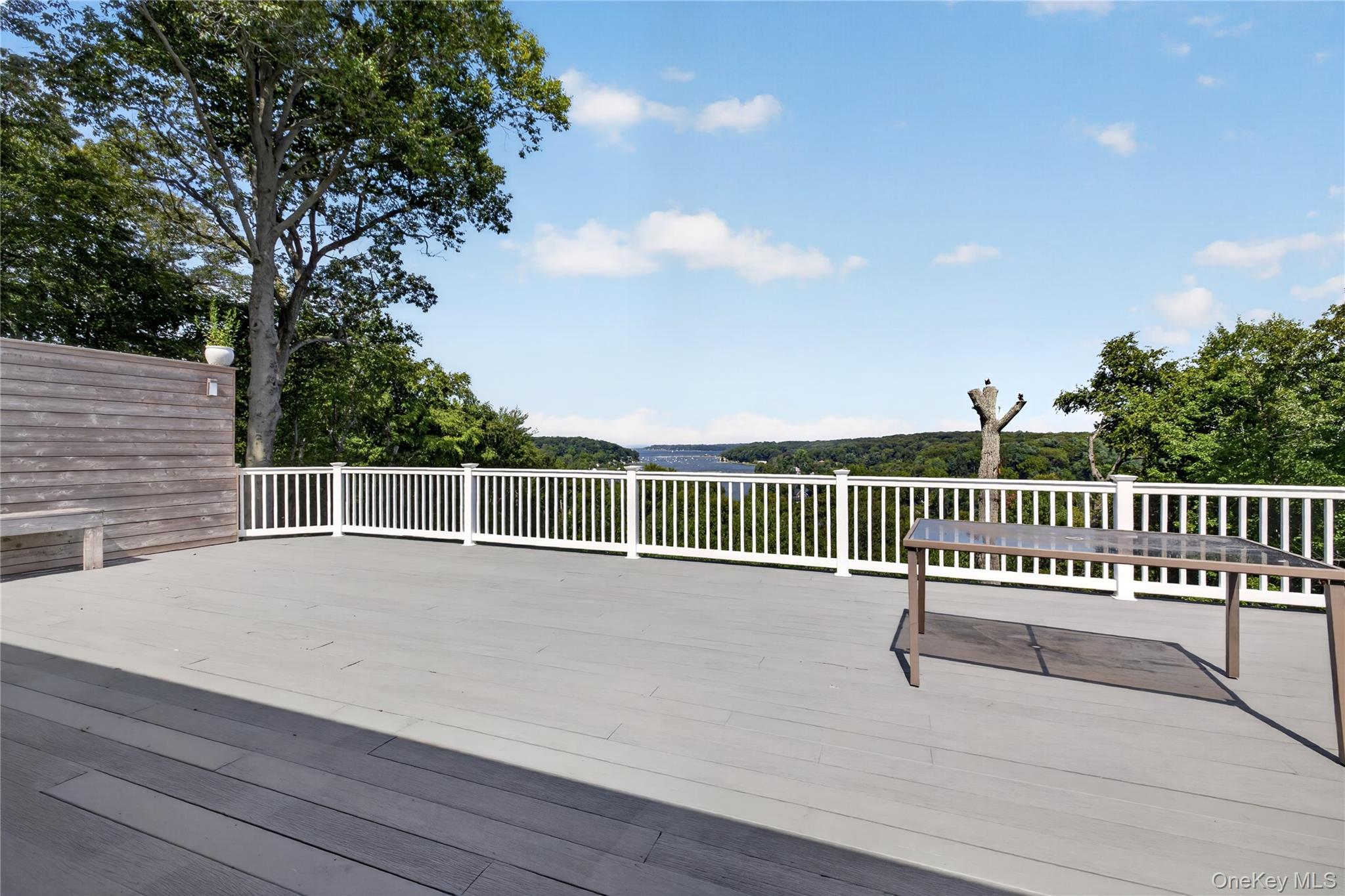 Single Family Centershore Road S  Suffolk County, NY 11721, MLS-1049872-7