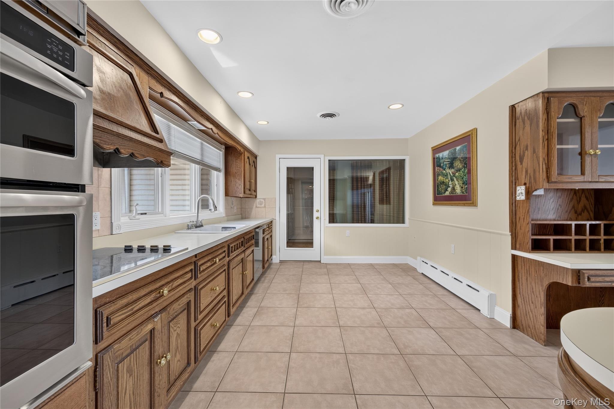 Single Family Centershore Road S  Suffolk County, NY 11721, MLS-1049872-9