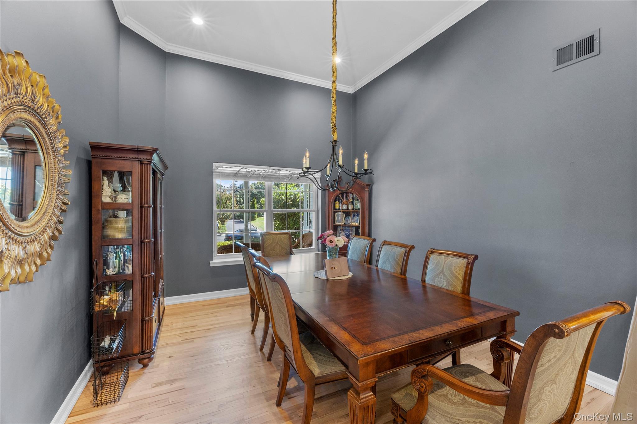 Single Family Varsity Boulevard  Suffolk County, NY 11733, MLS-1049874-16