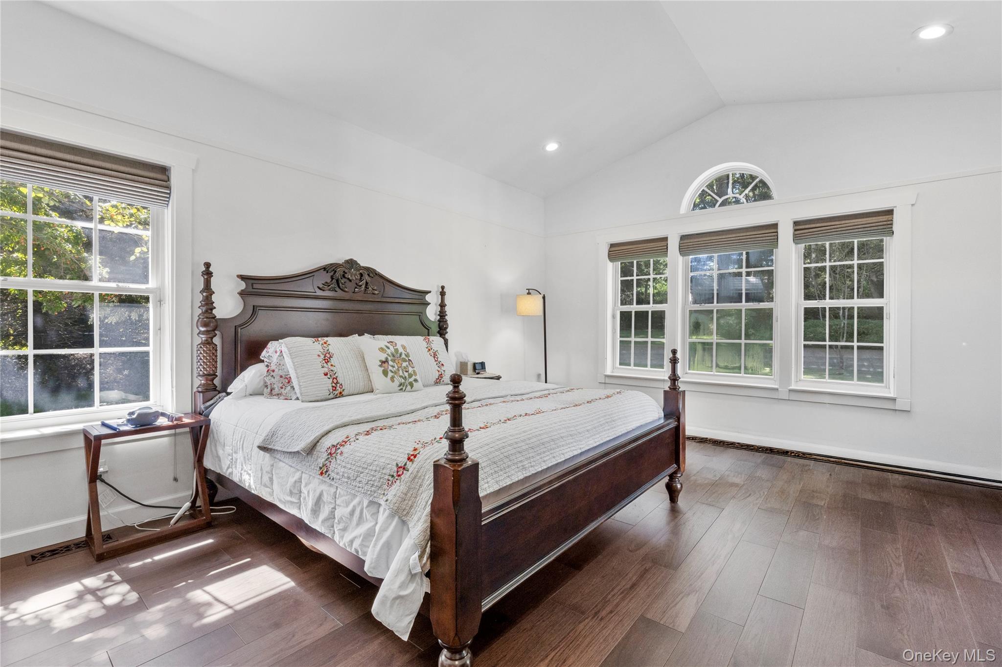Single Family Varsity Boulevard  Suffolk County, NY 11733, MLS-1049874-29