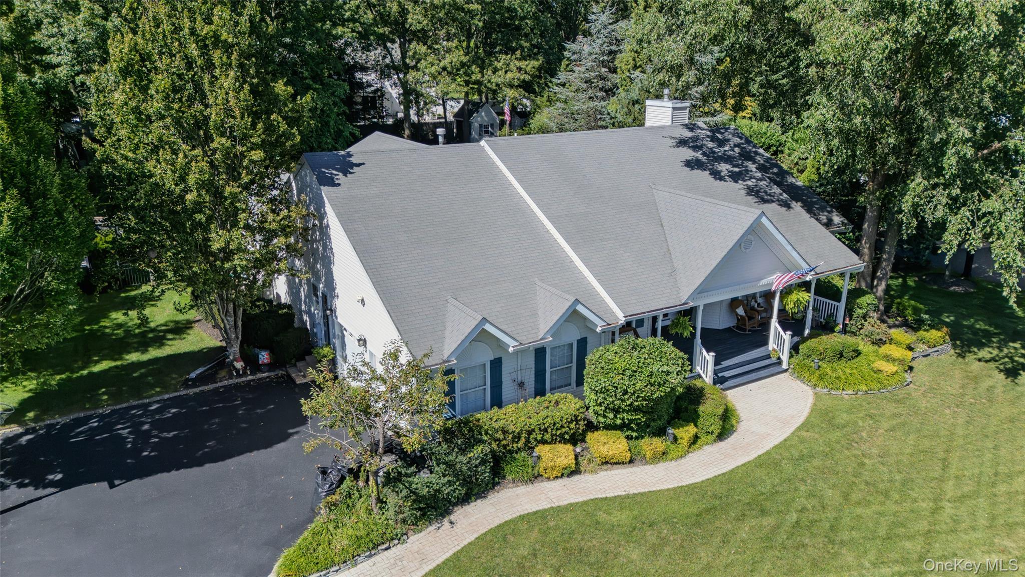 Single Family Varsity Boulevard  Suffolk County, NY 11733, MLS-1049874-47