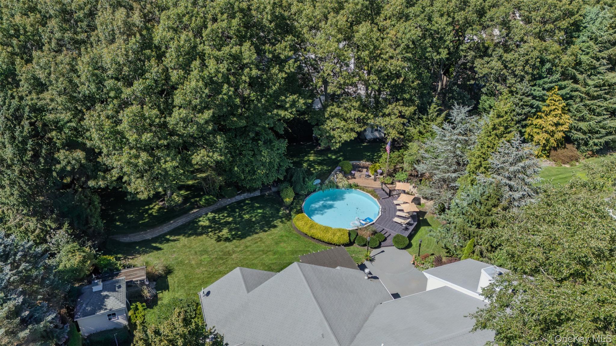 Single Family Varsity Boulevard  Suffolk County, NY 11733, MLS-1049874-48