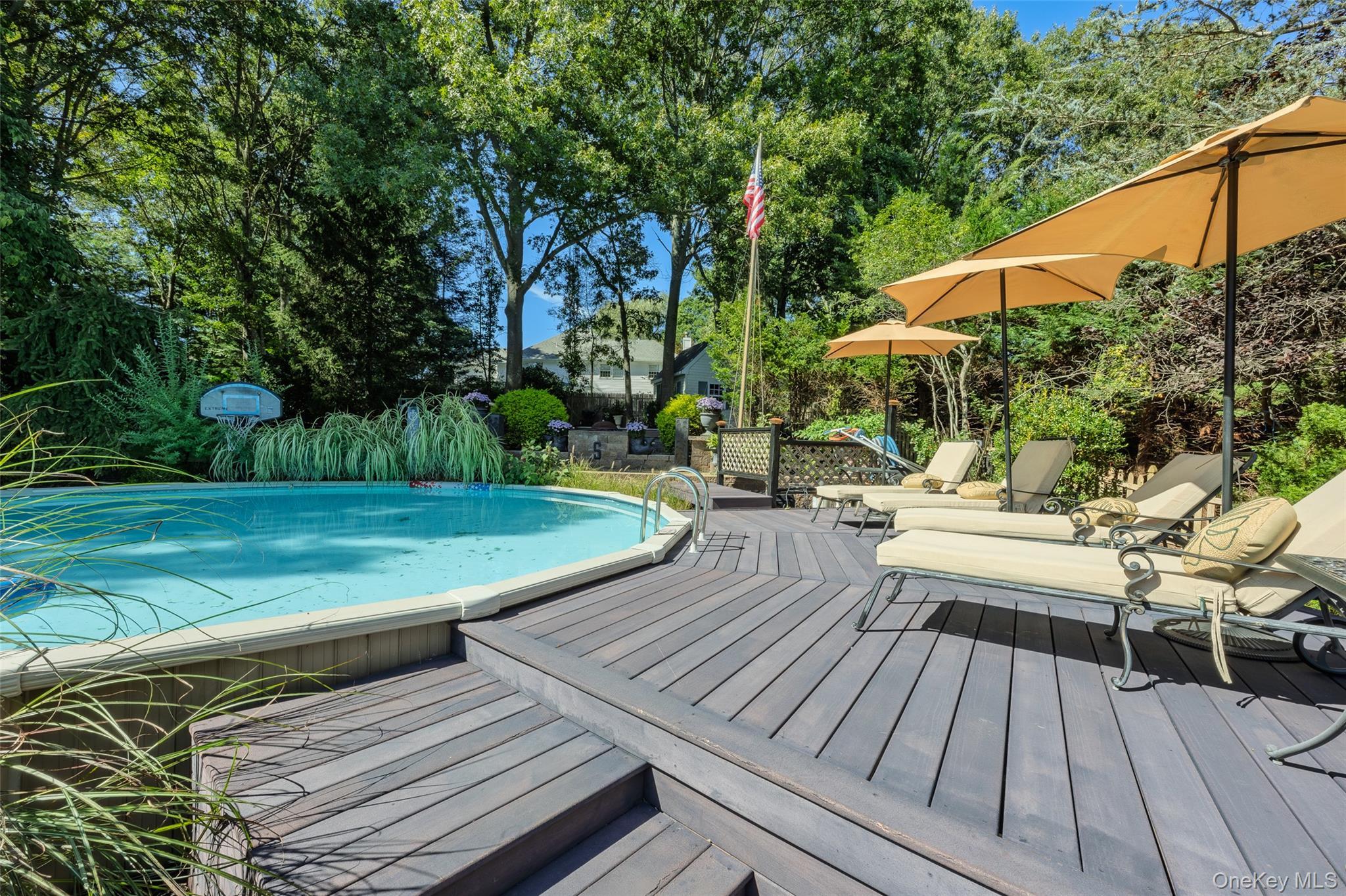 Single Family Varsity Boulevard  Suffolk County, NY 11733, MLS-1049874-8