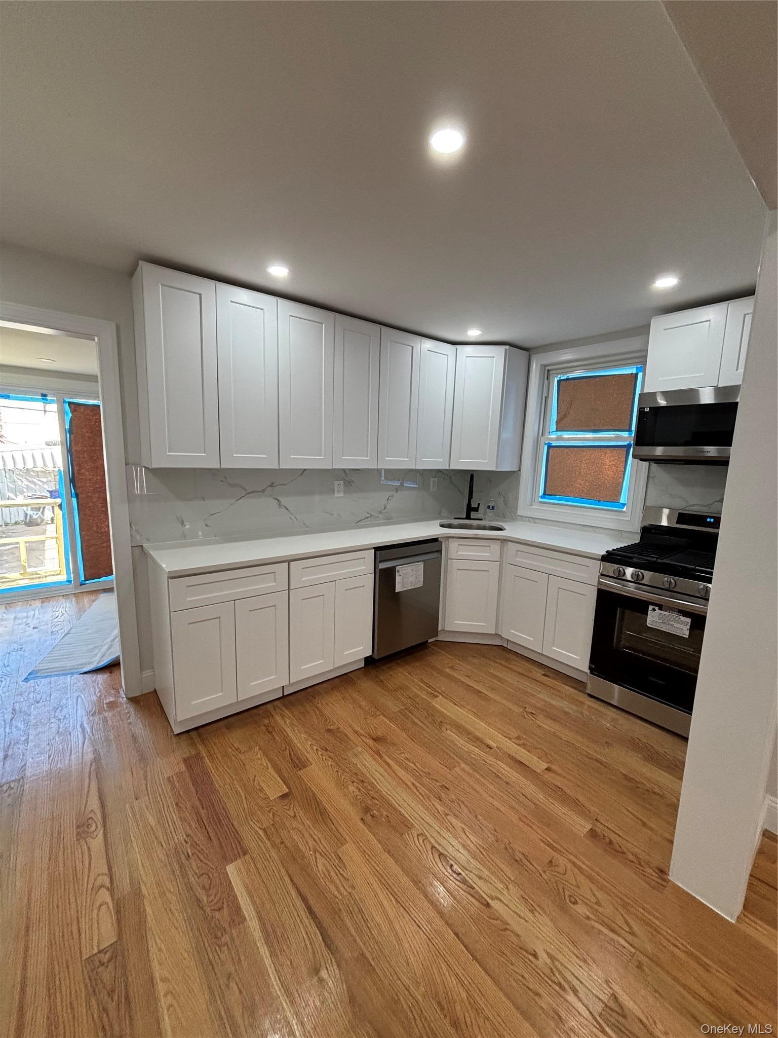 Single Family 209th Street  Queens, NY 11428, MLS-1049881-3