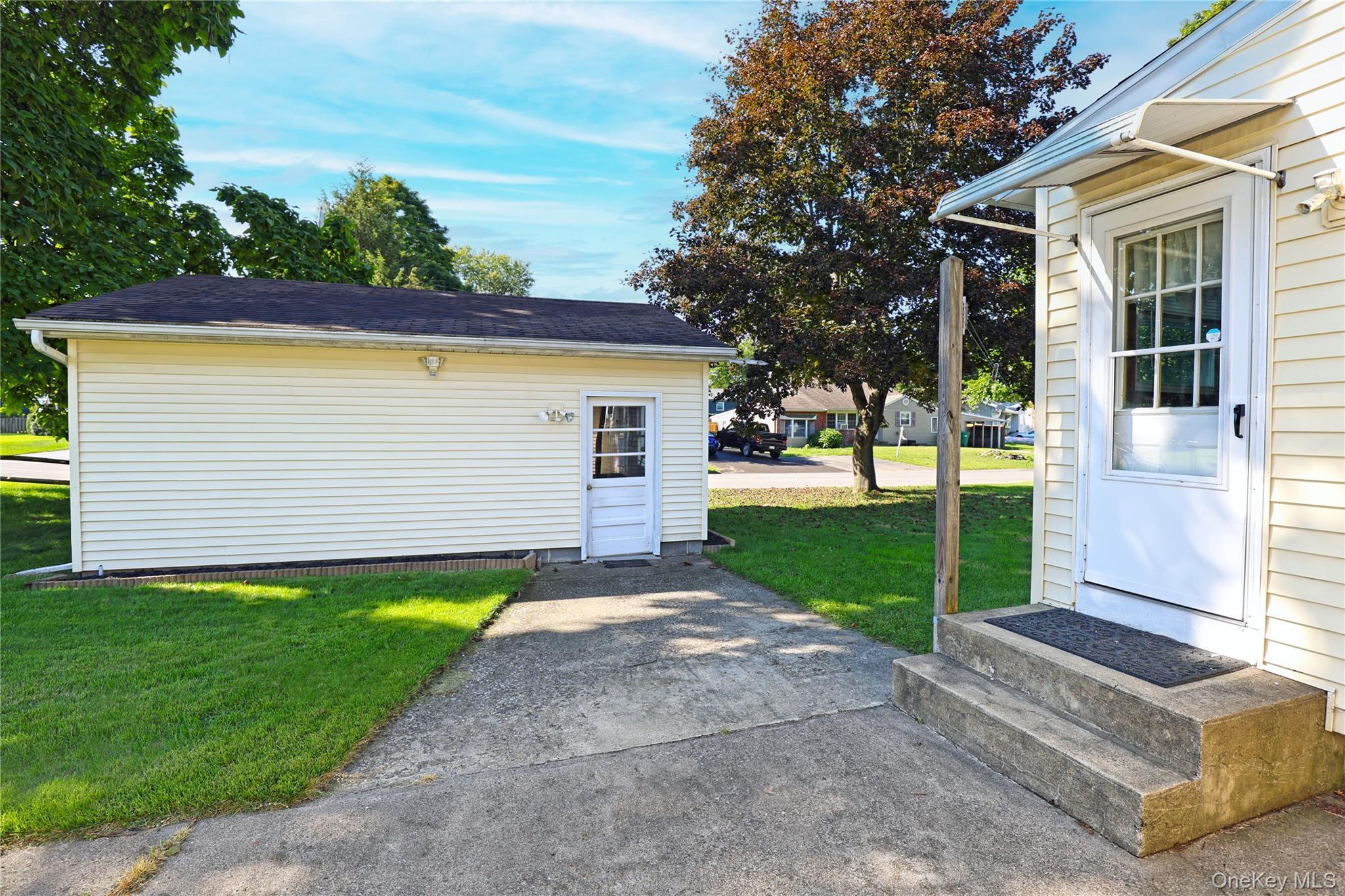Single Family Edith Avenue Ulster County, NY 12477, MLS-1049890-34