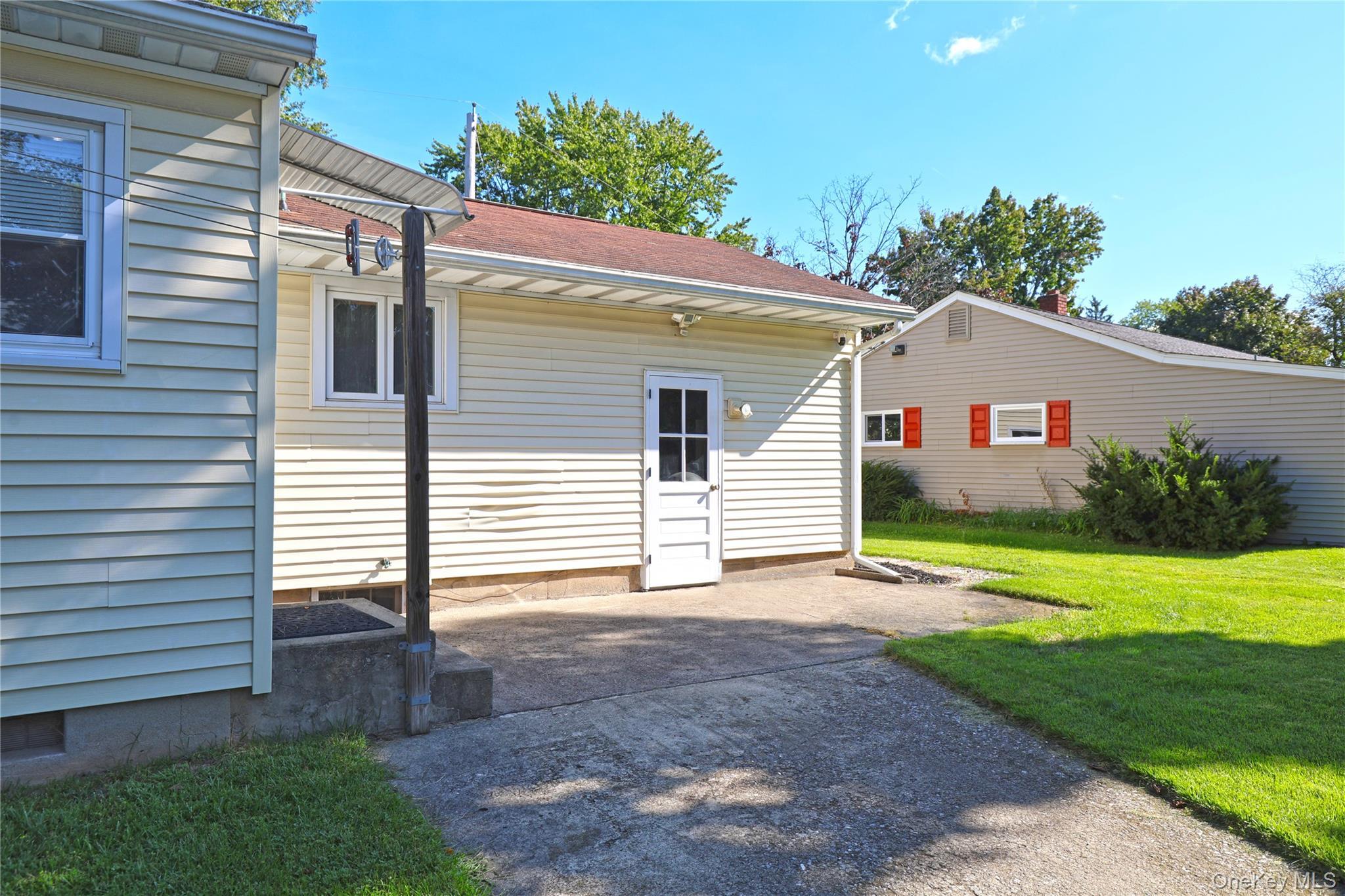 Single Family Edith Avenue Ulster County, NY 12477, MLS-1049890-35