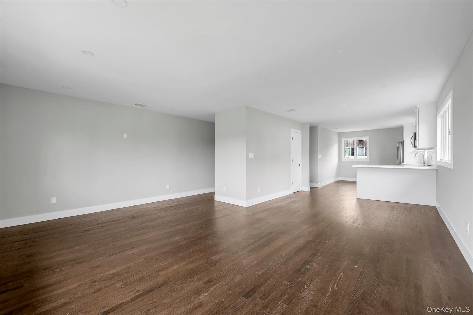 Single Family Linwood Road N Nassau County, NY 11050, MLS-1049892-3