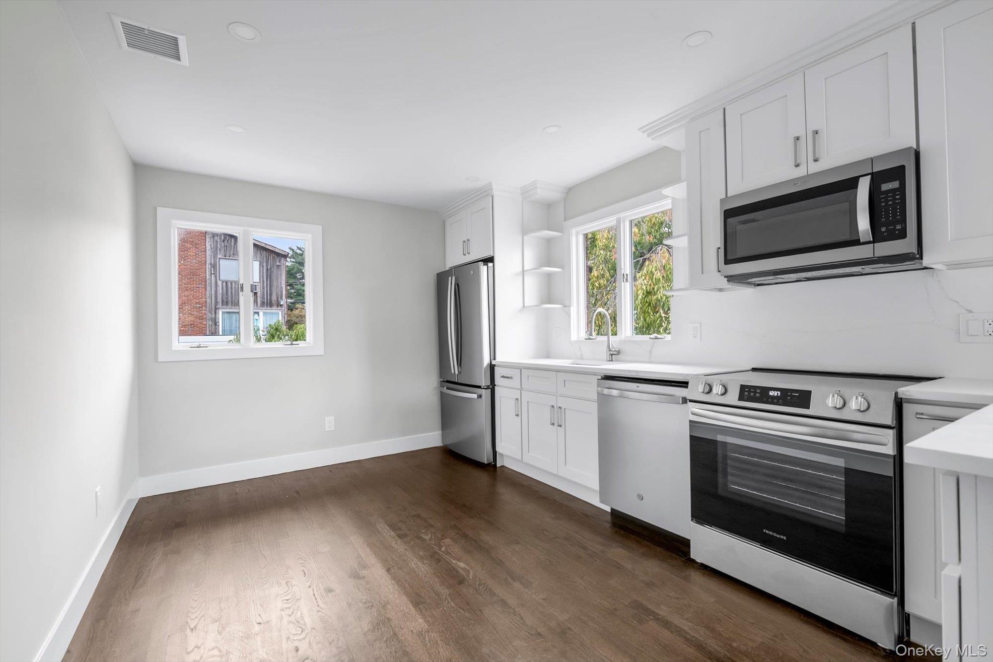 Single Family Linwood Road N Nassau County, NY 11050, MLS-1049892-6