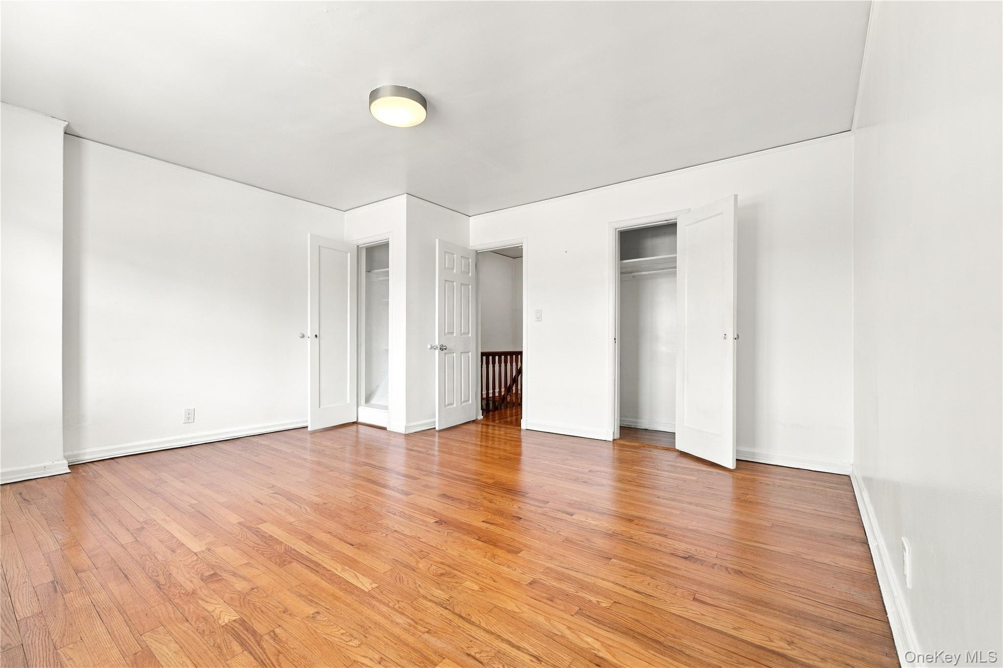 Single Family Utopia Parkway Queens, NY 11366, MLS-1049895-10