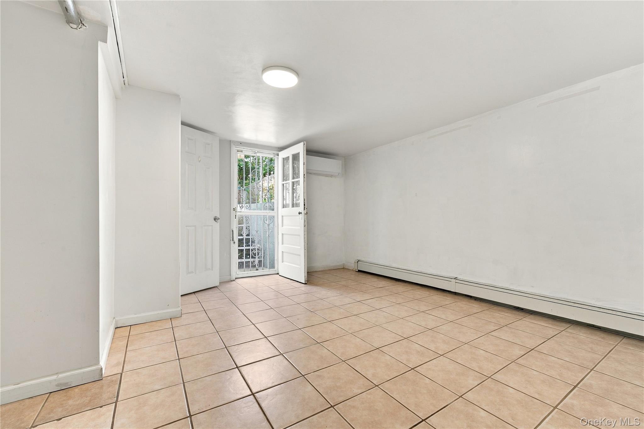 Single Family Utopia Parkway Queens, NY 11366, MLS-1049895-18