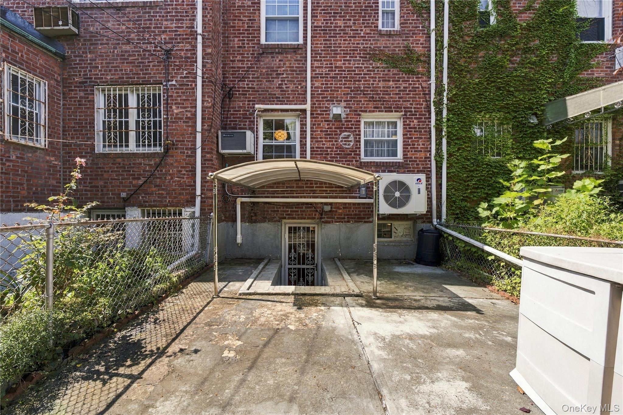 Single Family Utopia Parkway Queens, NY 11366, MLS-1049895-22