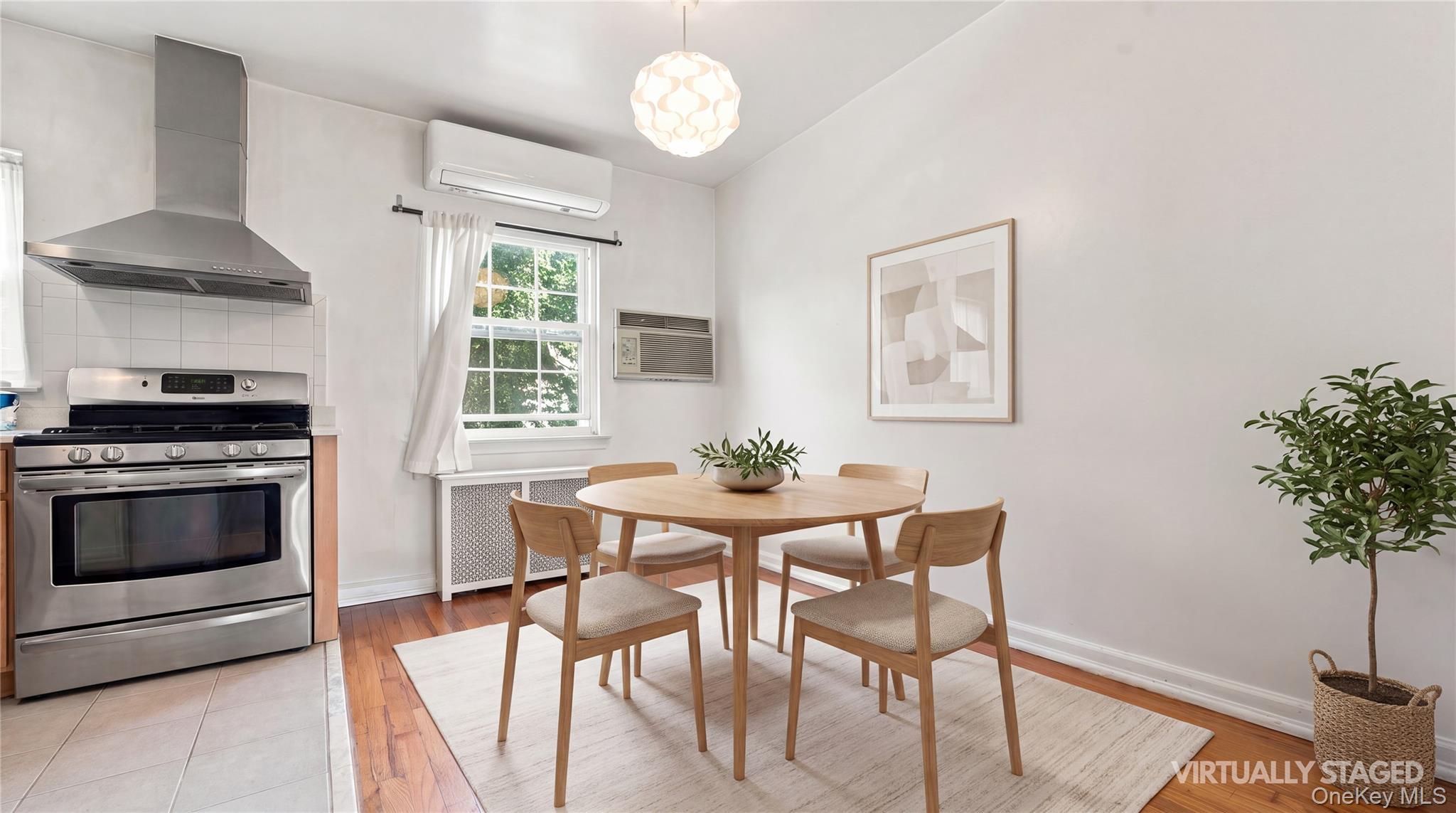 Single Family Utopia Parkway Queens, NY 11366, MLS-1049895-7