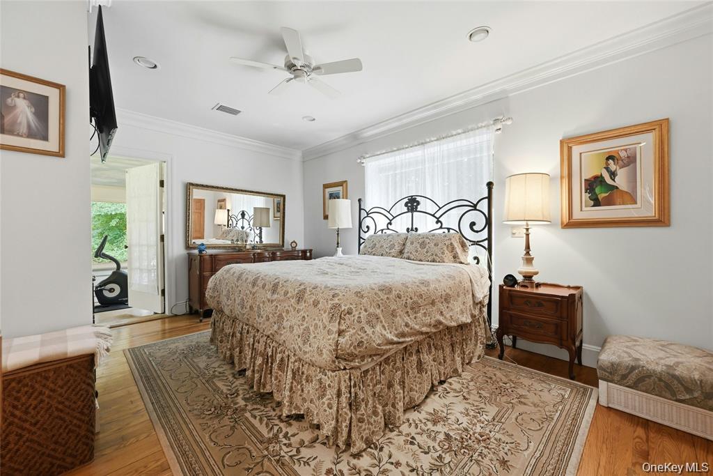 Single Family N Country Road Suffolk County, NY 11792, MLS-1049897-19