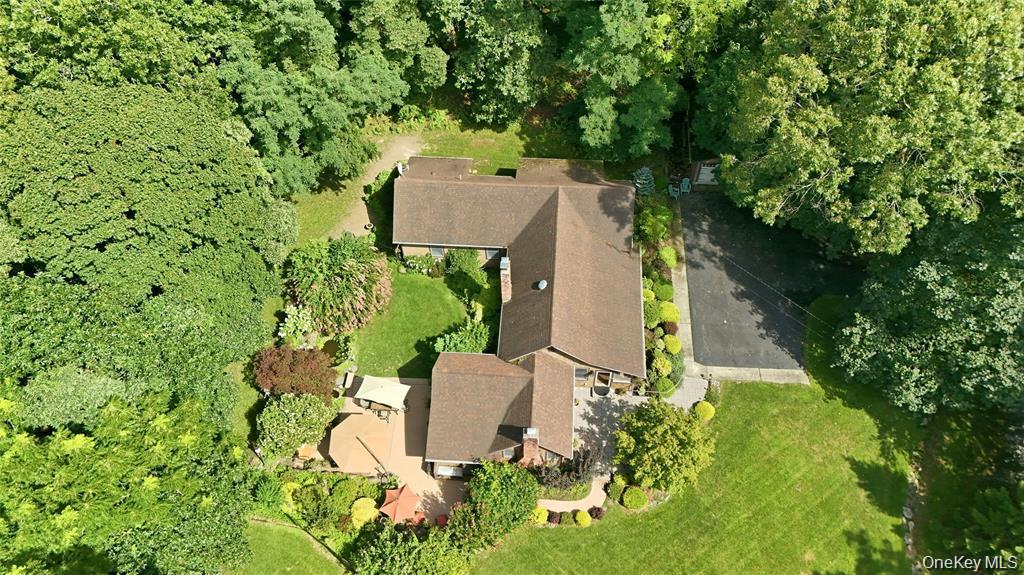 Single Family N Country Road Suffolk County, NY 11792, MLS-1049897-6
