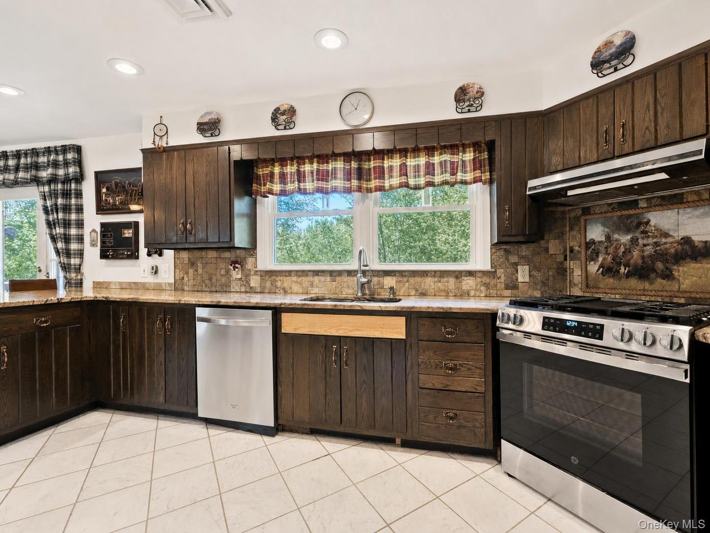 Single Family Quiat Road  Sullivan County, NY 12763, MLS-1049899-8