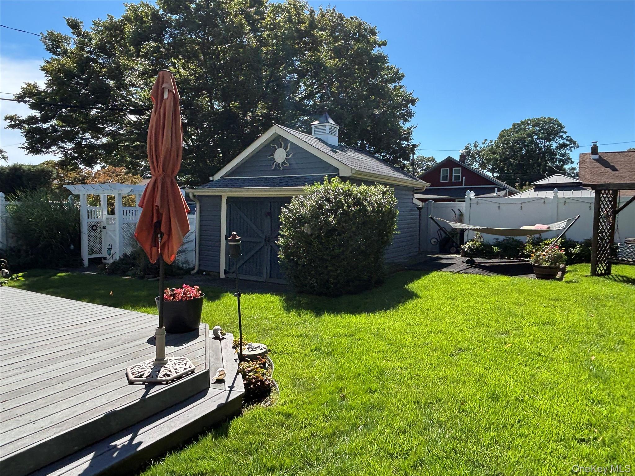 Single Family S 7th Street  Suffolk County, NY 11757, MLS-1049941-23