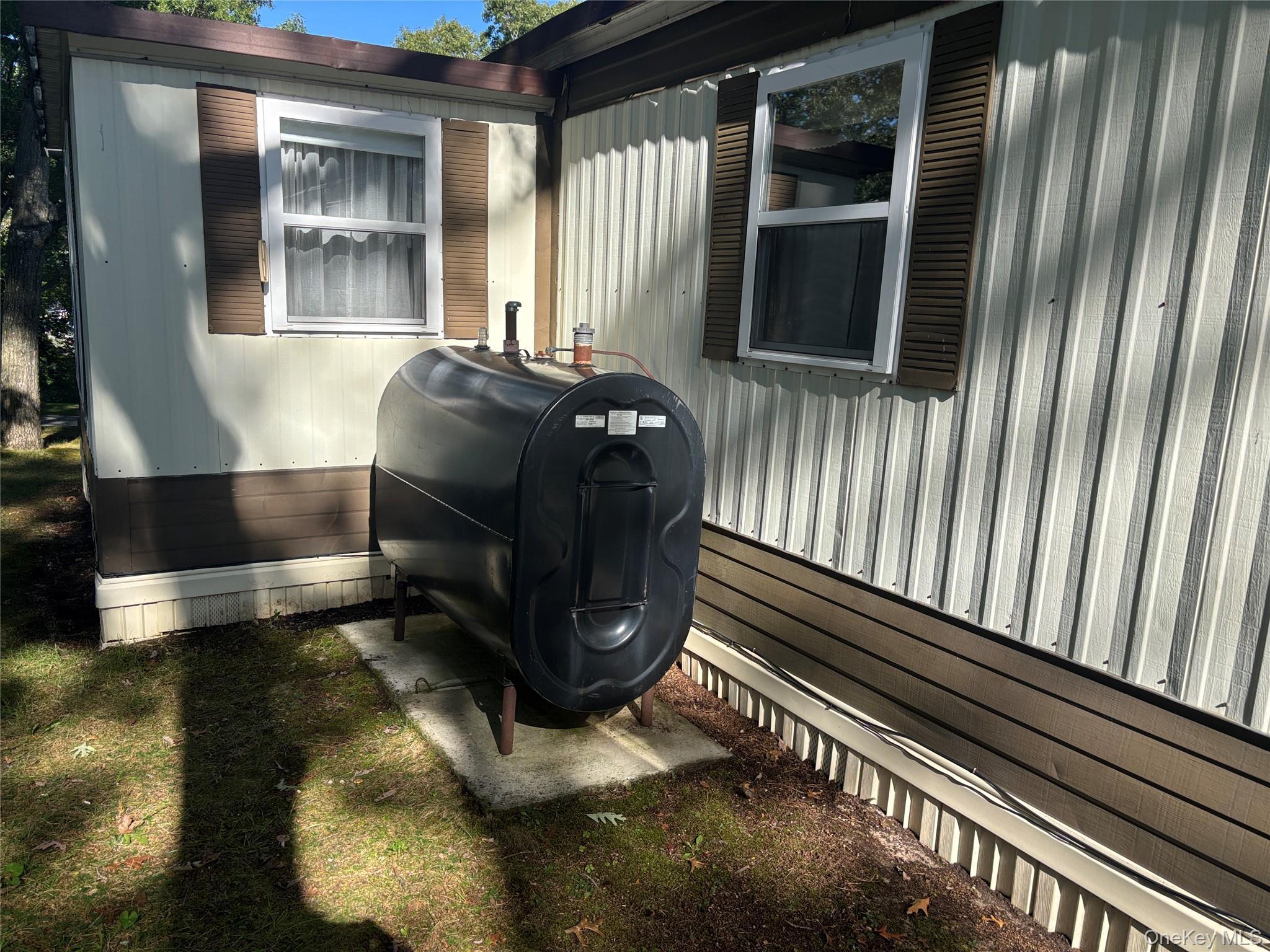Single Family Mill Road Suffolk County, NY 11933, MLS-1049944-38