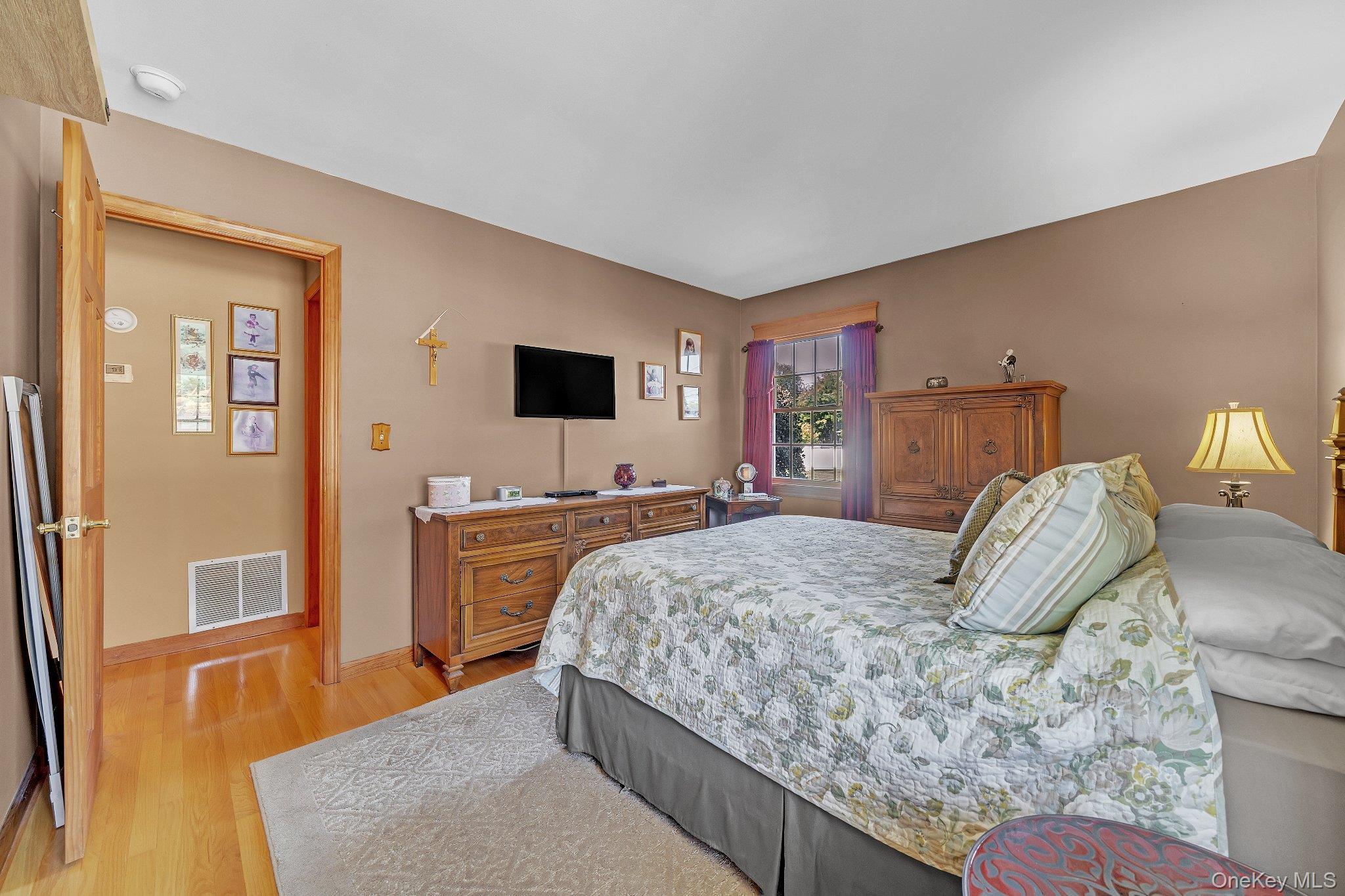 Single Family Anson Lane  Suffolk County, NY 11796, MLS-1049952-19
