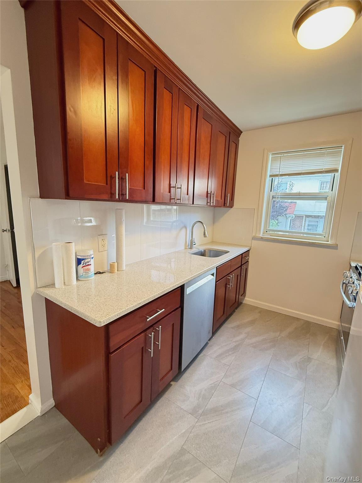 Single Family 39 Ave Queens, NY 11361, MLS-1049975-14