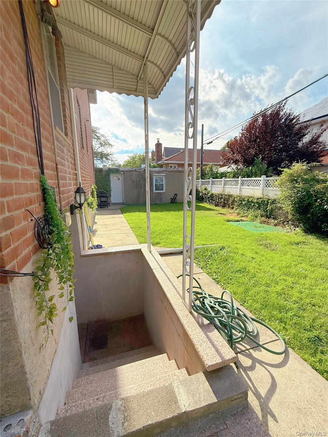 Single Family 39 Ave Queens, NY 11361, MLS-1049975-30