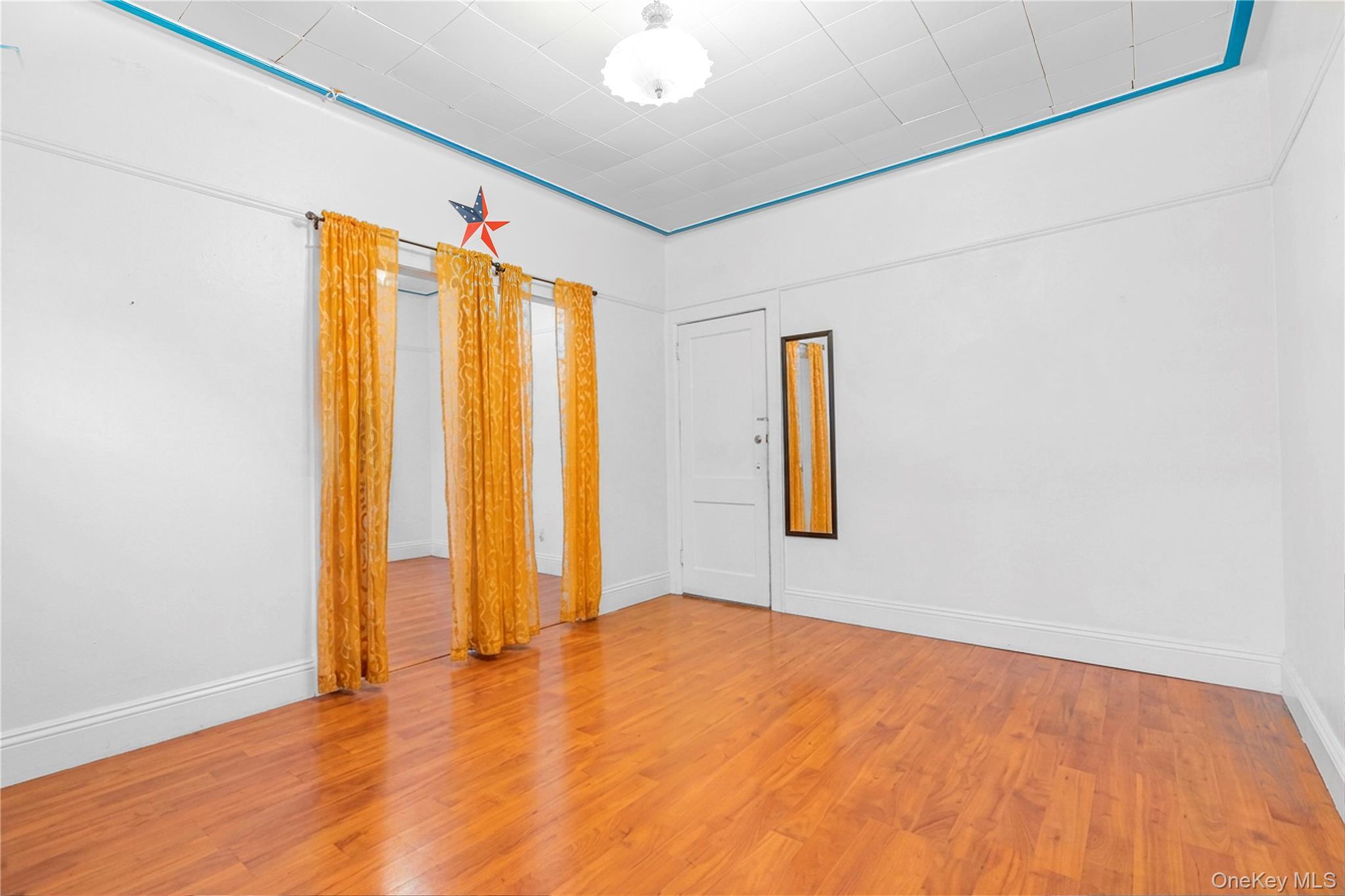 Single Family 179th Street  Queens, NY 11432, MLS-1049977-17