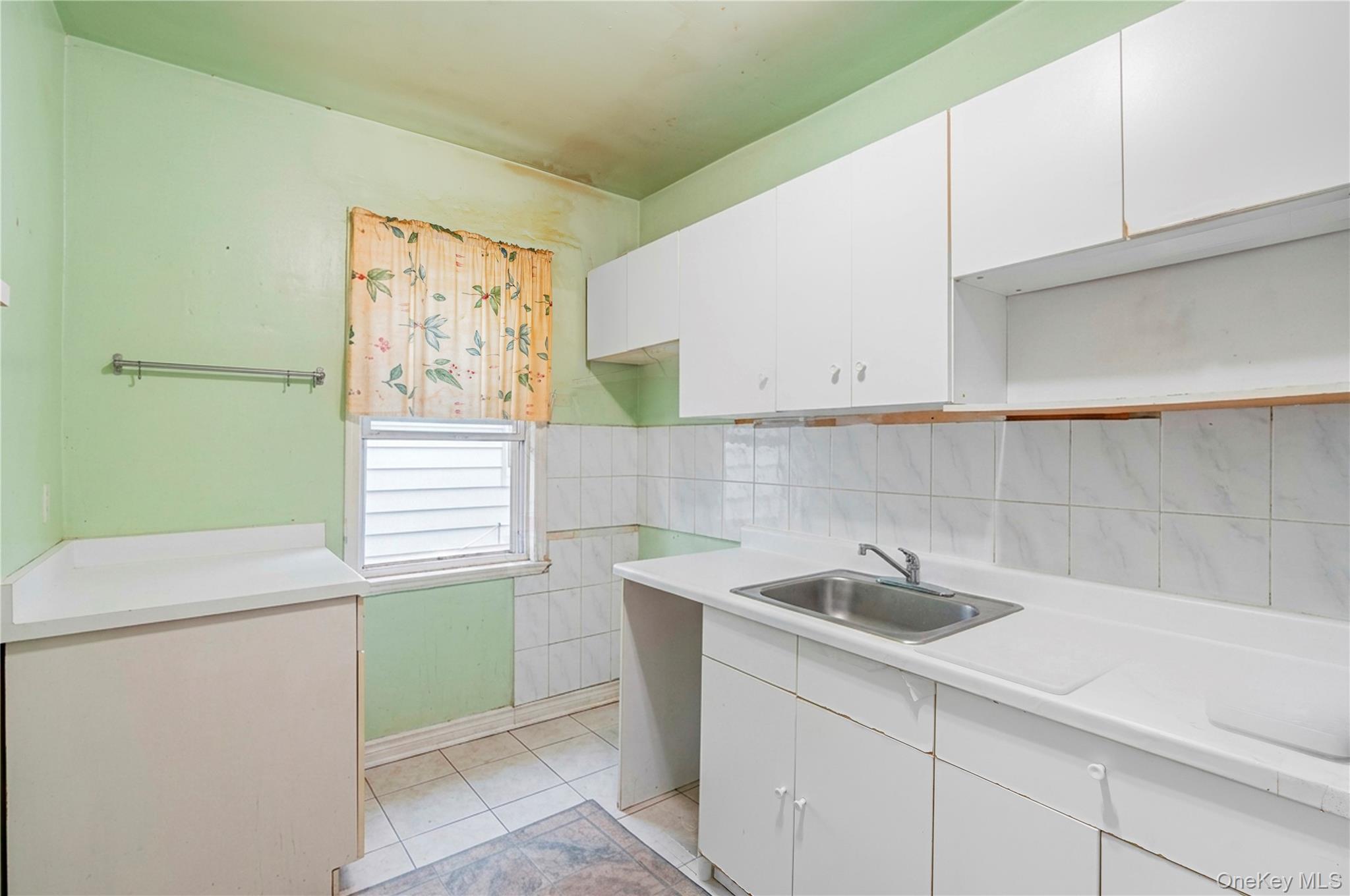 Single Family 179th Street  Queens, NY 11432, MLS-1049977-19