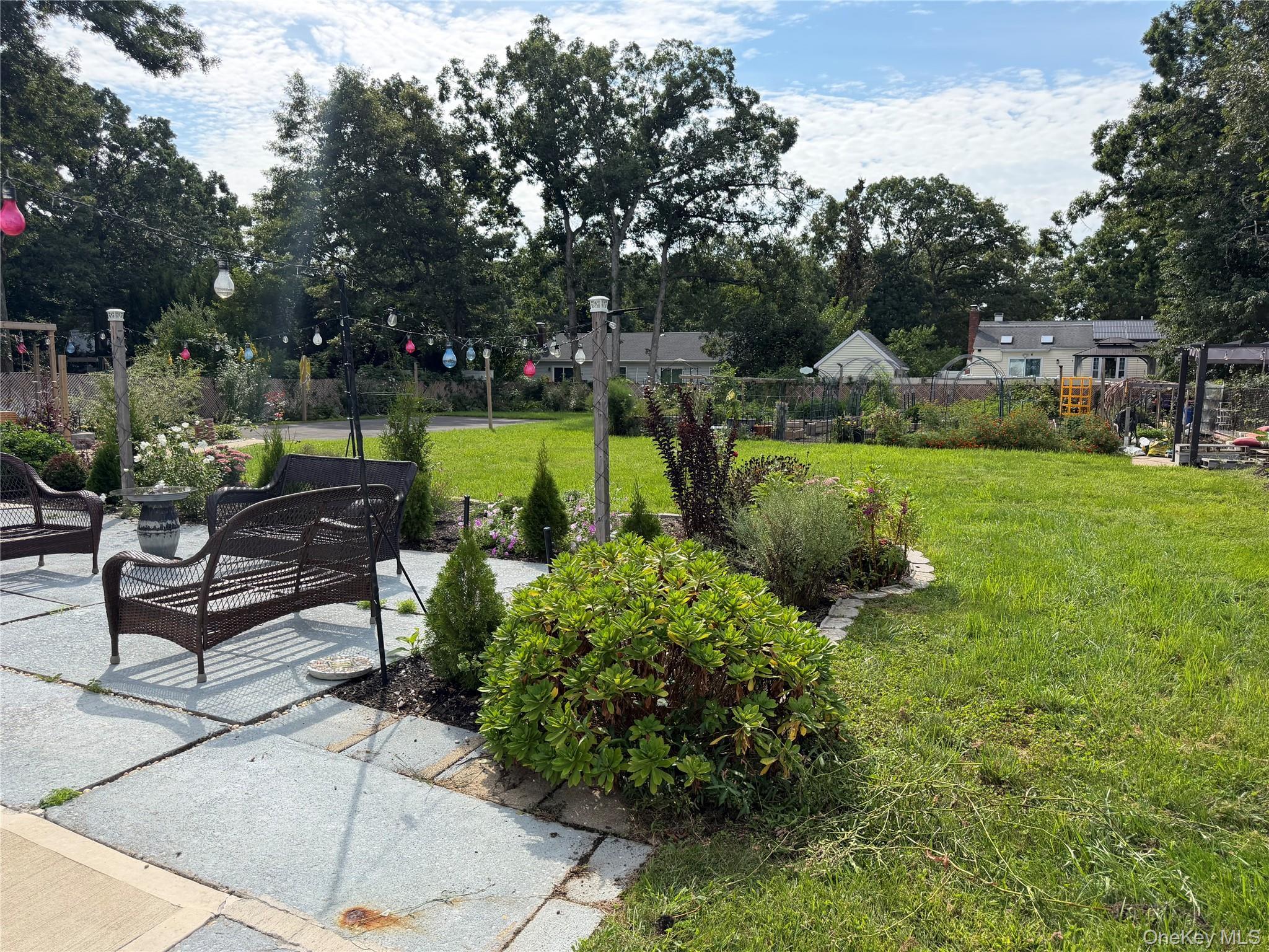 Single Family William Street Suffolk County, NY 11727, MLS-1049978-6