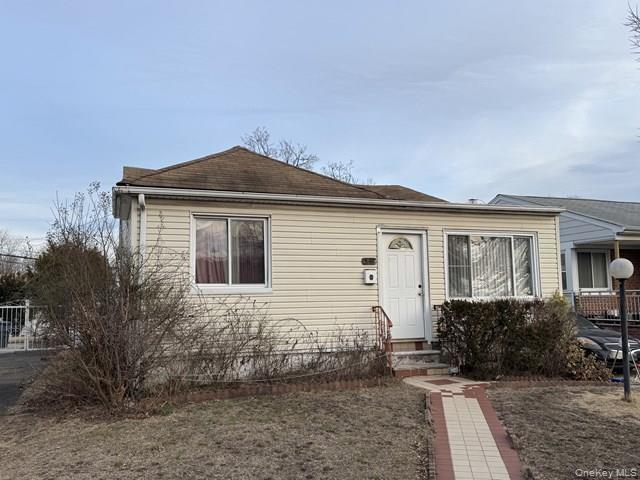 Single Family 237th Street Queens, NY 11422, MLS-1049988-3