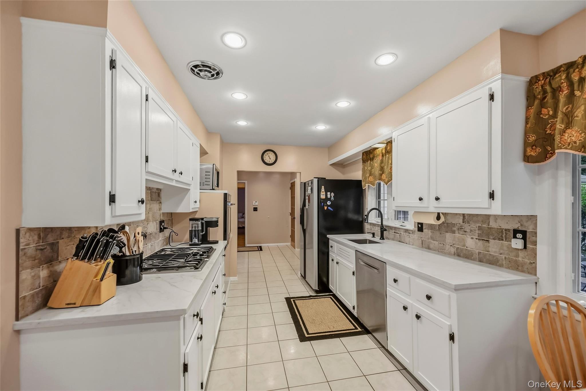 Single Family Pheasant Drive Rockland County, NY 10994, MLS-1049993-19