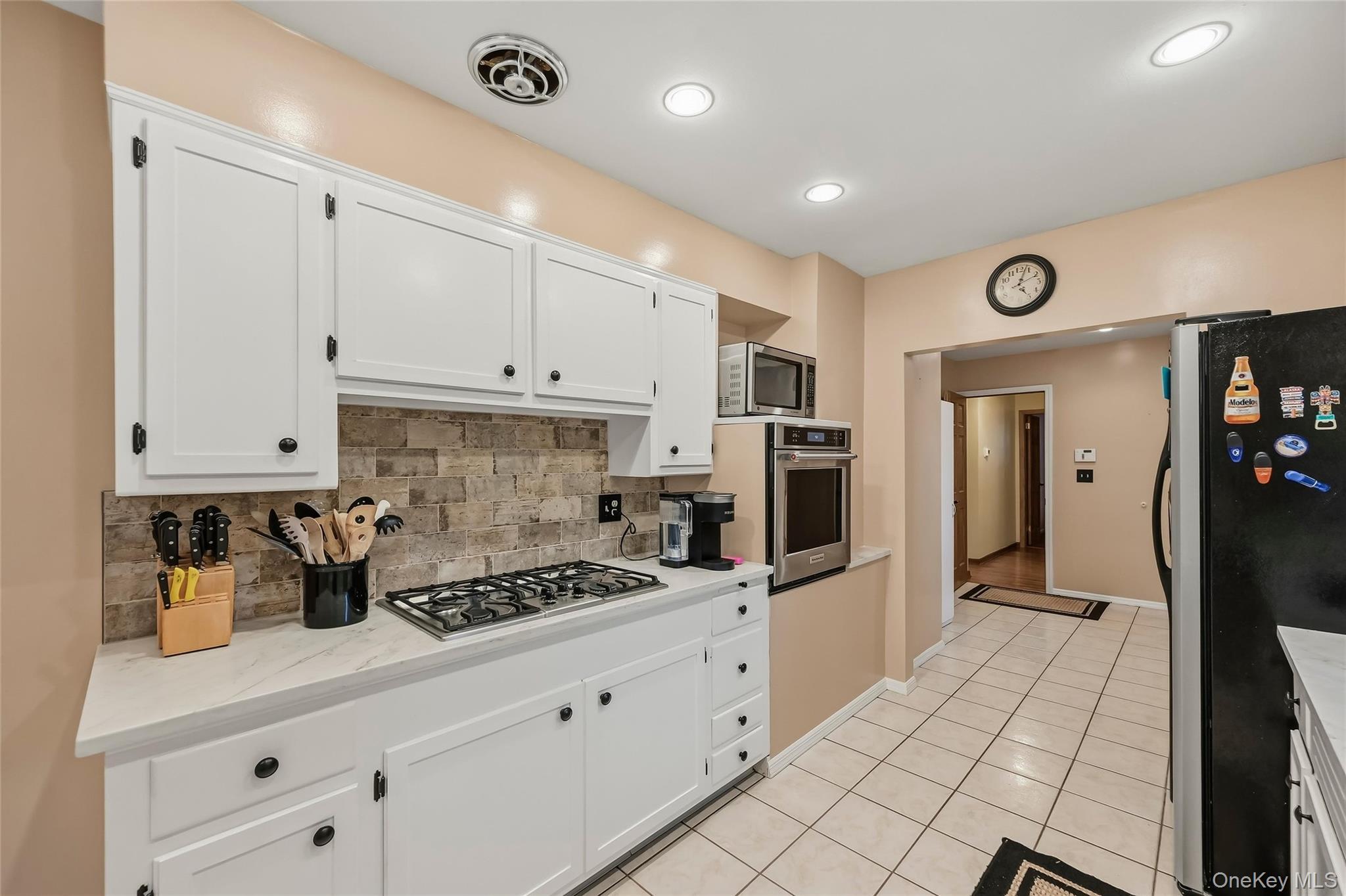 Single Family Pheasant Drive Rockland County, NY 10994, MLS-1049993-21