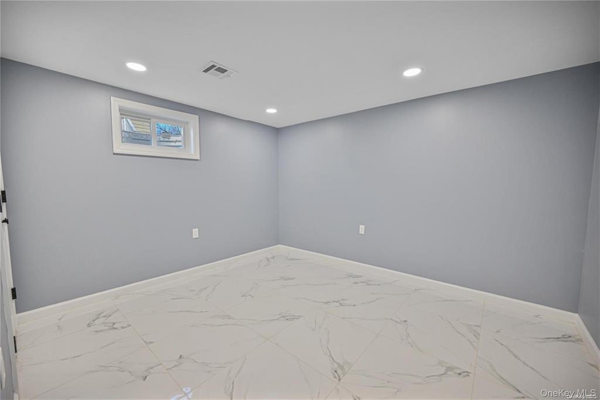 Single Family Meyer Avenue  Nassau County, NY 11580, MLS-1050003-22