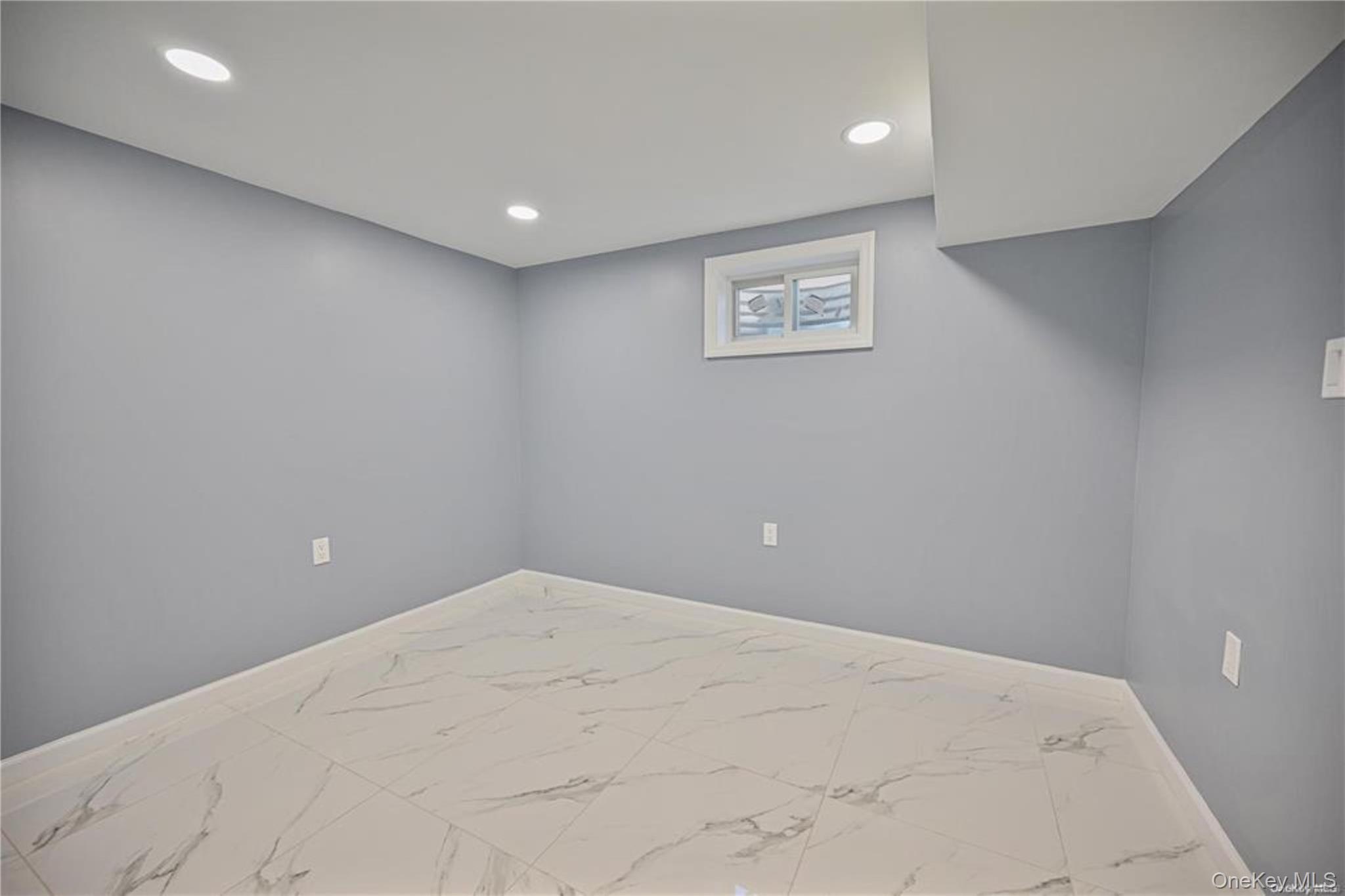 Single Family Meyer Avenue  Nassau County, NY 11580, MLS-1050003-23