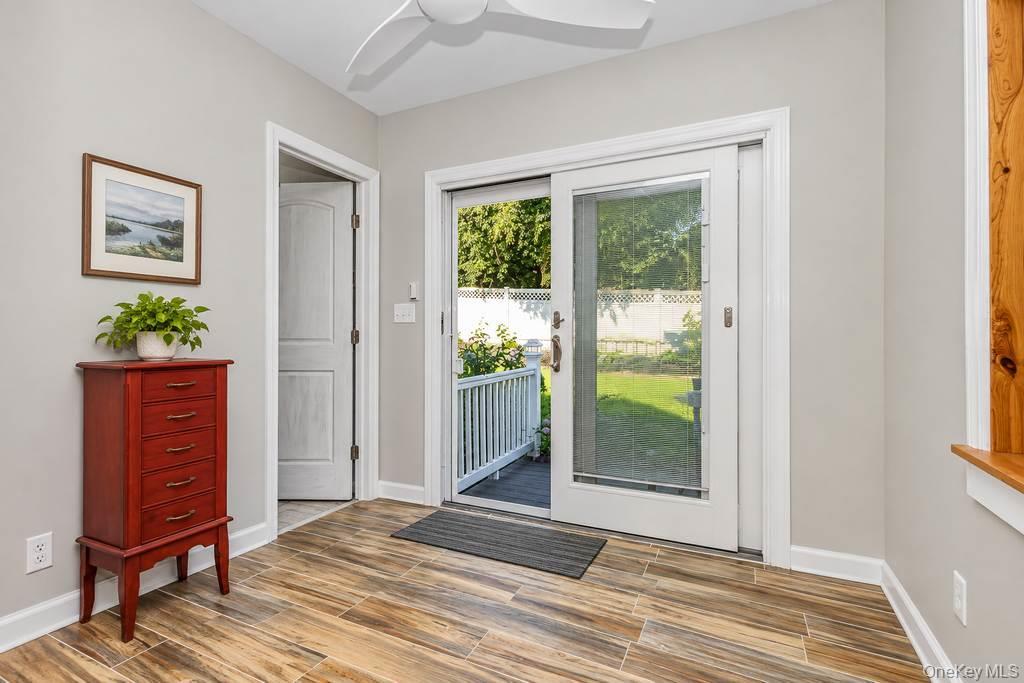Single Family Curry Road Westchester County, NY 10706, MLS-1050026-11