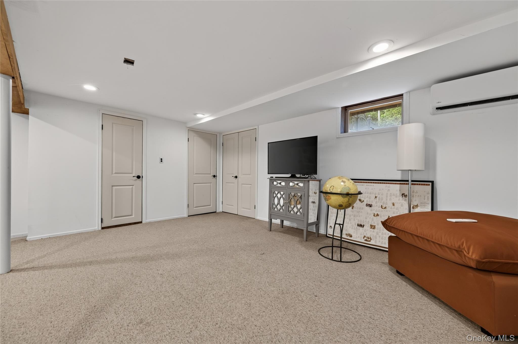 Single Family Salt Hay Way  Suffolk County, NY 11787, MLS-1050030-29