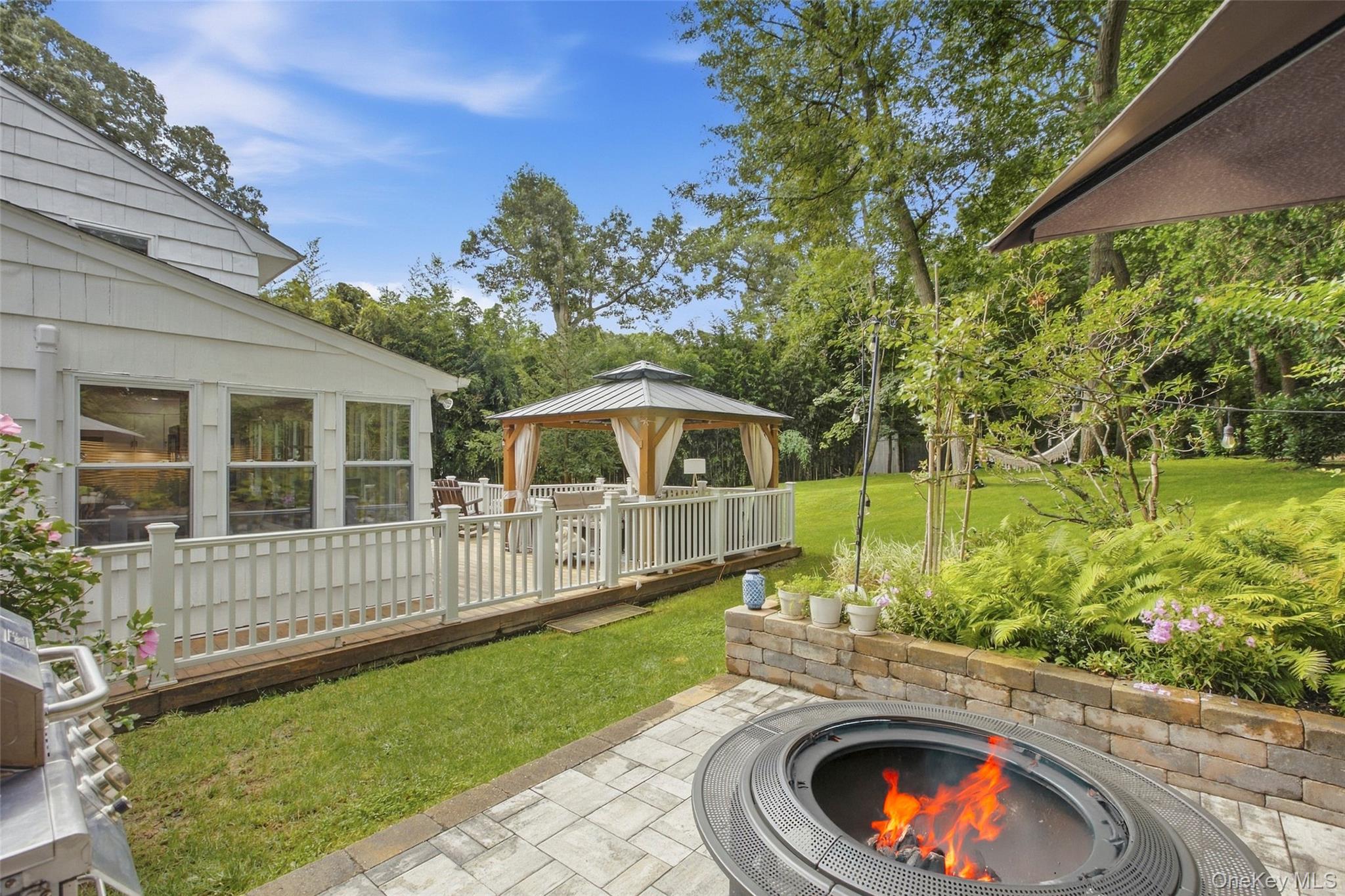 Single Family Mount Grey Road Suffolk County, NY 11790, MLS-1050036-30