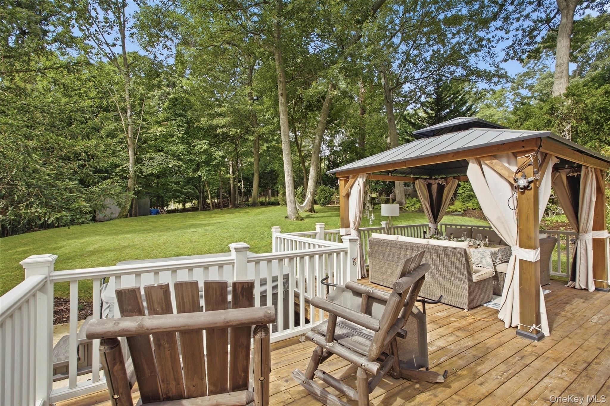 Single Family Mount Grey Road Suffolk County, NY 11790, MLS-1050036-33