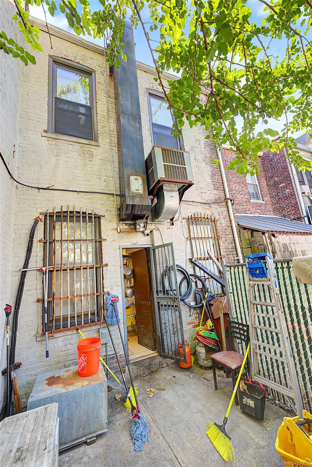 Single Family Liberty Avenue  Queens, NY 11419, MLS-1050040-31