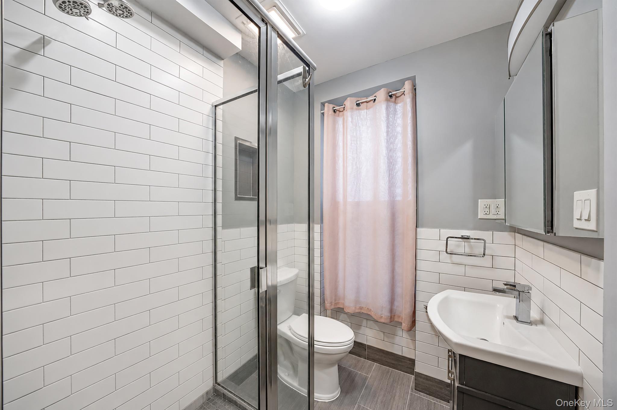 Single Family Rockaway Avenue  Brooklyn, NY 11233, MLS-1050056-15