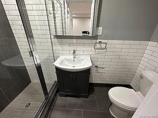 Single Family Rockaway Avenue  Brooklyn, NY 11233, MLS-1050056-26