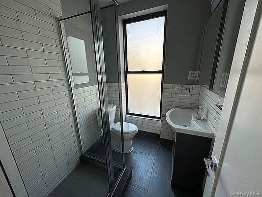 Single Family Rockaway Avenue  Brooklyn, NY 11233, MLS-1050056-32