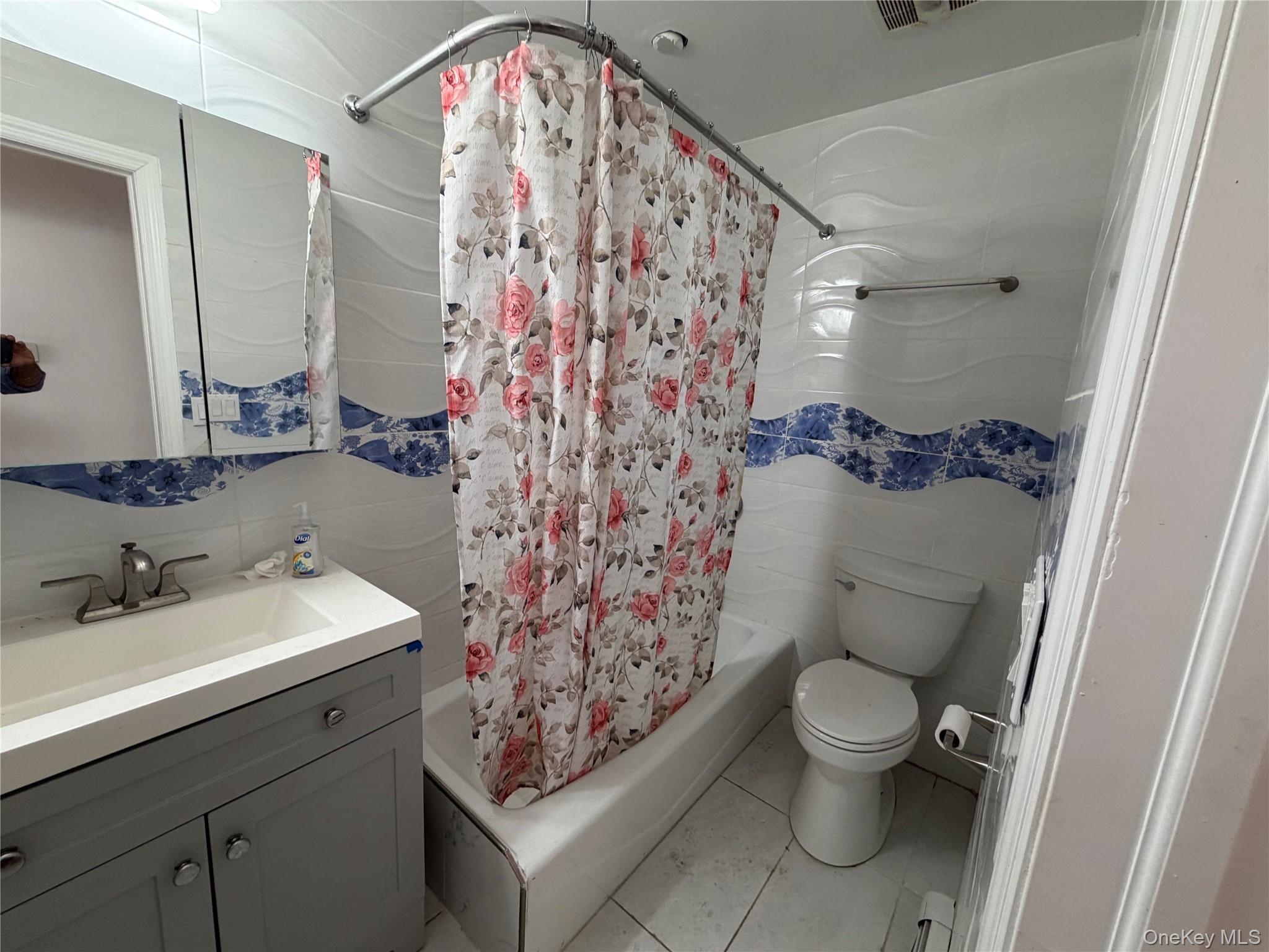 Single Family Waterbury Avenue Bronx, NY 10462, MLS-1050061-10